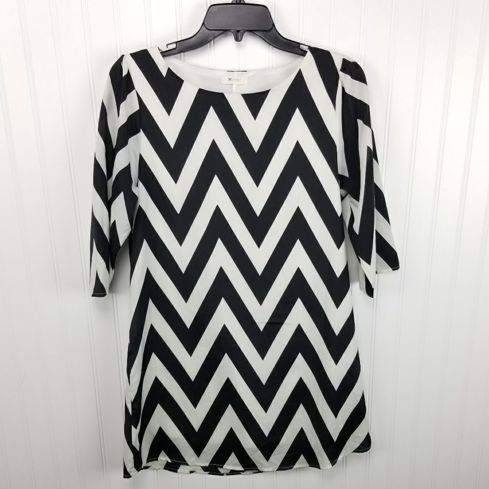 Everly Black & White Chevron Shift Dress Small